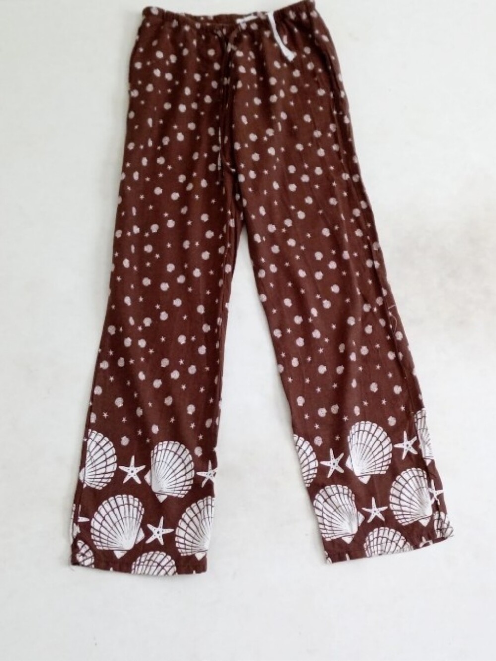 Cali1850 brown and white seashell print rayon and linen blend beach pants - Picture 5 of 13